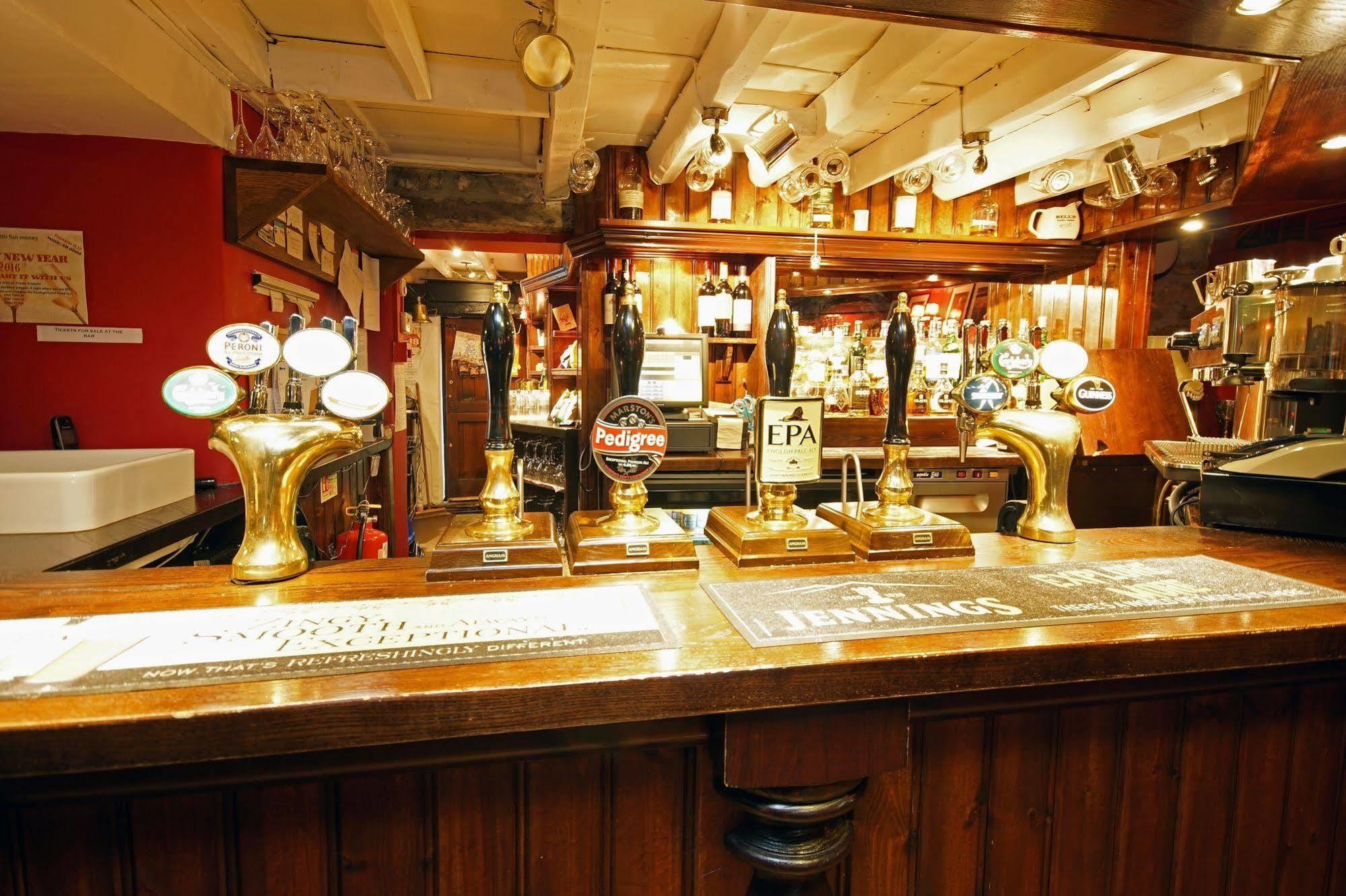 Devonshire Arms Inn Cracoe Exterior foto